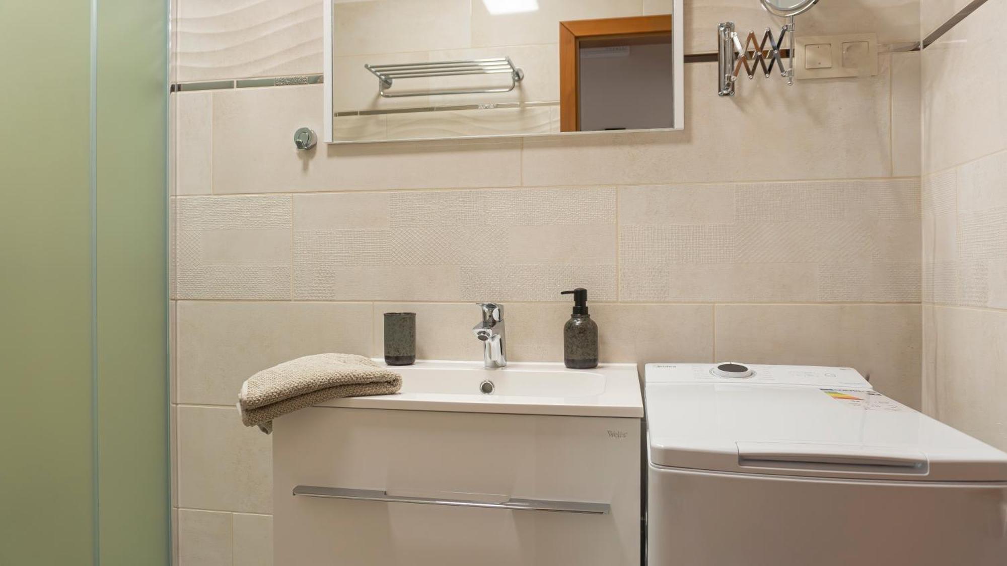 Thermal Irisz Apartman Kiskunhalas Bagian luar foto